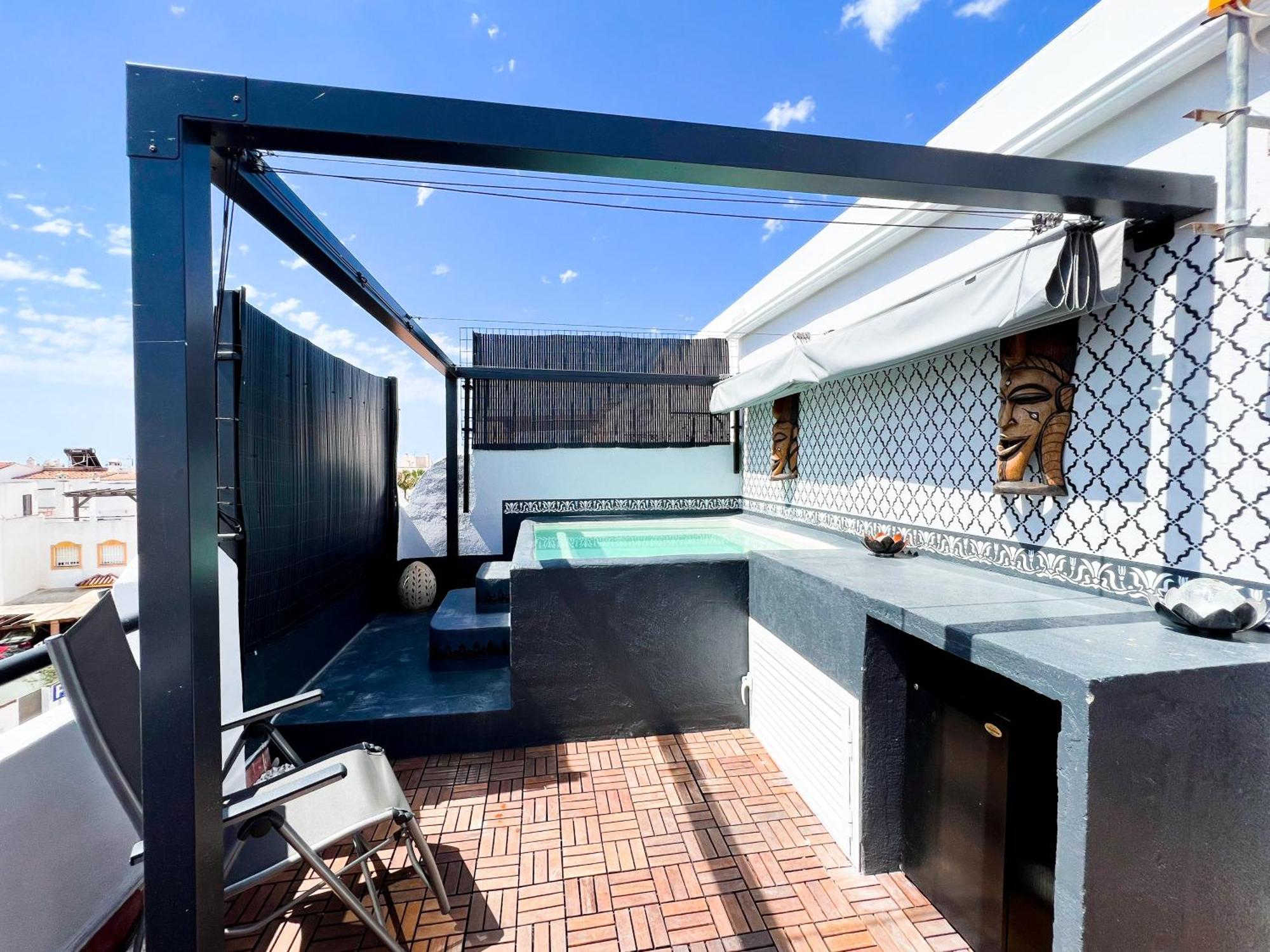 Townhouse With Arabic Pool And Close To The In Holiday home